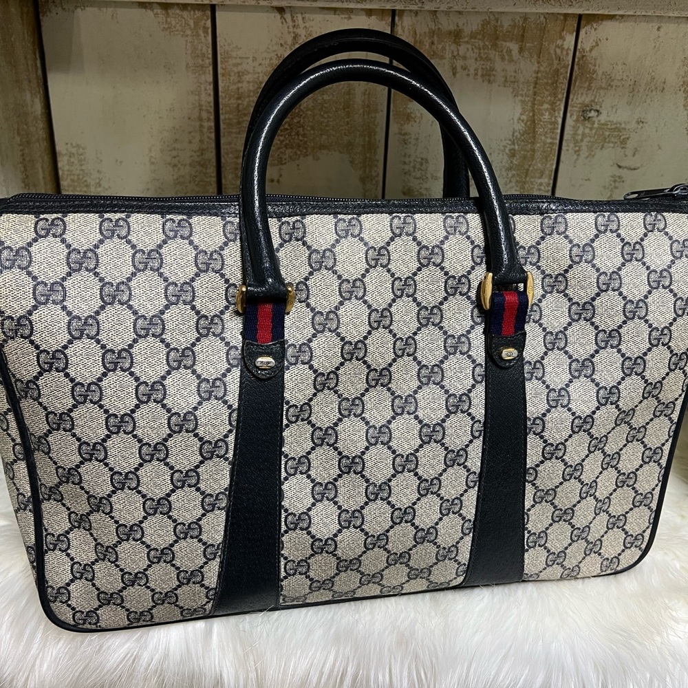 GUCCI GG monogram supreme Large Bag - Picture 3 of 16